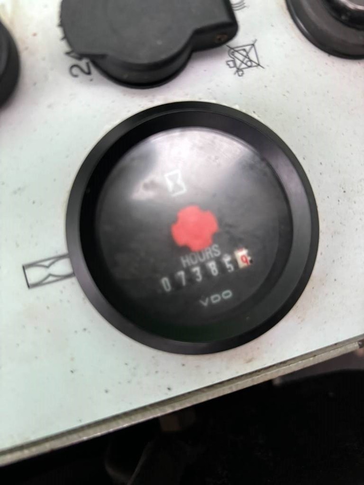 Máy cạp rác/ Công nghiệp Sennebogen 850R HD -- 850 -- NEW CAT C9 engine: hình 14 Máy cạp rác/ Công nghiệp Sennebogen 850R HD -- 850 -- NEW CAT C9 engine: hình 14