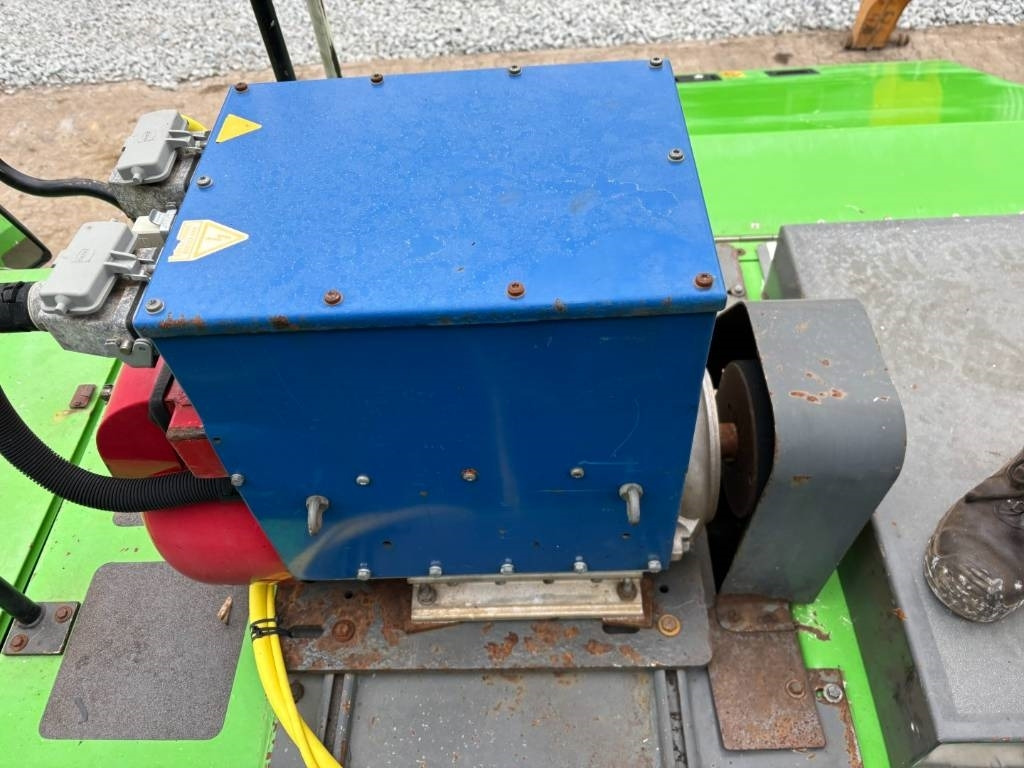 Máy cạp rác/ Công nghiệp Sennebogen 850R HD -- 850 -- NEW CAT C9 engine: hình 40 Máy cạp rác/ Công nghiệp Sennebogen 850R HD -- 850 -- NEW CAT C9 engine: hình 40