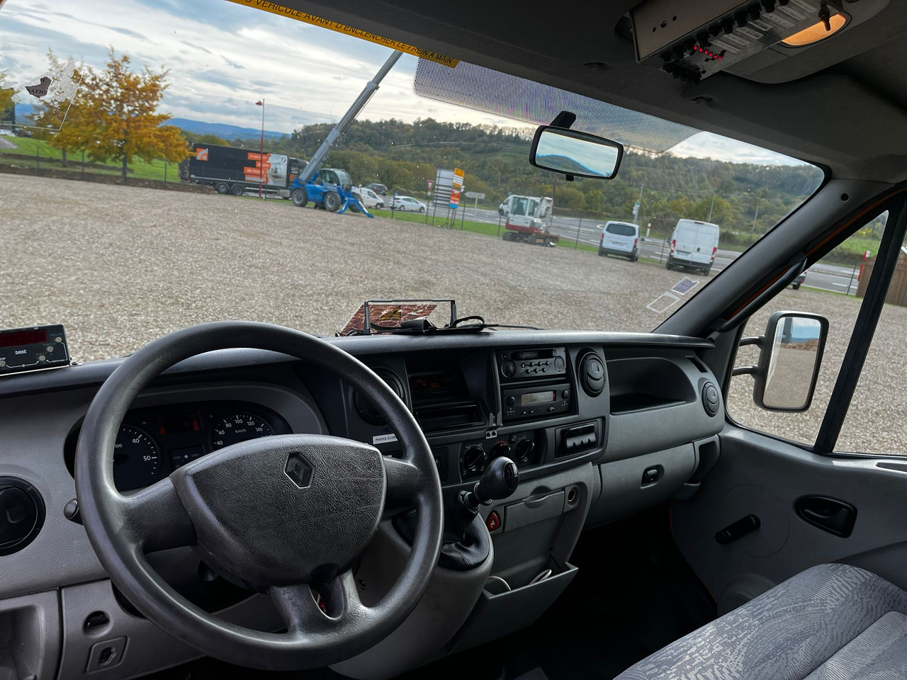 RENAULT Mascott DCI 160 CAISSE + HAYON - Xe tải hộp: hình 5 RENAULT Mascott DCI 160 CAISSE + HAYON - Xe tải hộp: hình 5