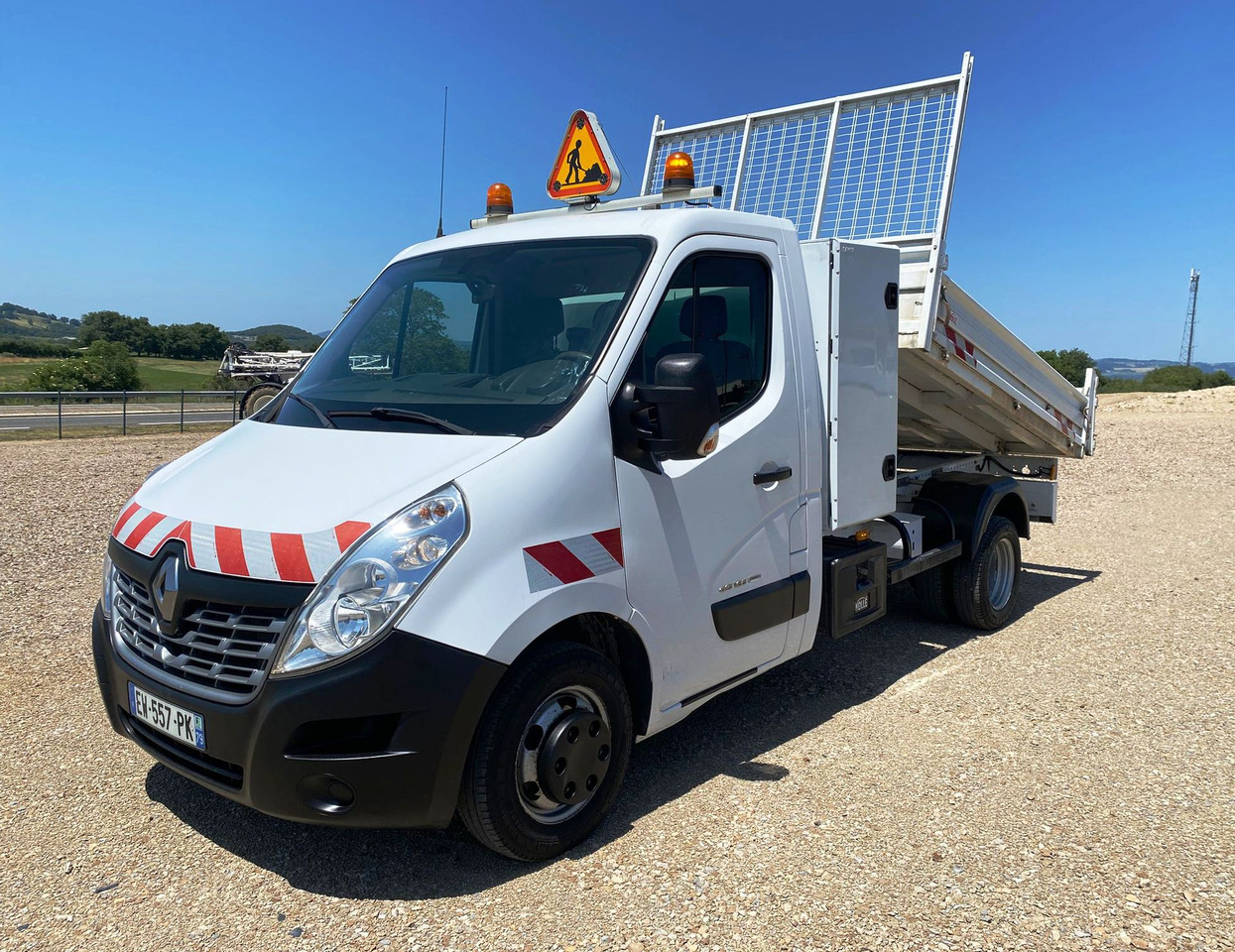 RENAULT Master III 2.3 DCI 165 ENERGY GRAND CONFORT BENNE+COFFRE - Xe ben nhỏ: hình 1 RENAULT Master III 2.3 DCI 165 ENERGY GRAND CONFORT BENNE+COFFRE - Xe ben nhỏ: hình 1