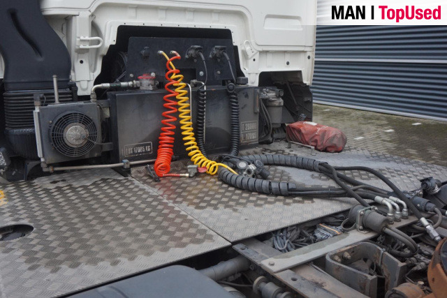 MAN TGX 26.510 6x2/4 BL SA / PTO / Hydrauliek / Retard - Xe đầu kéo: hình 2 MAN TGX 26.510 6x2/4 BL SA / PTO / Hydrauliek / Retard - Xe đầu kéo: hình 2