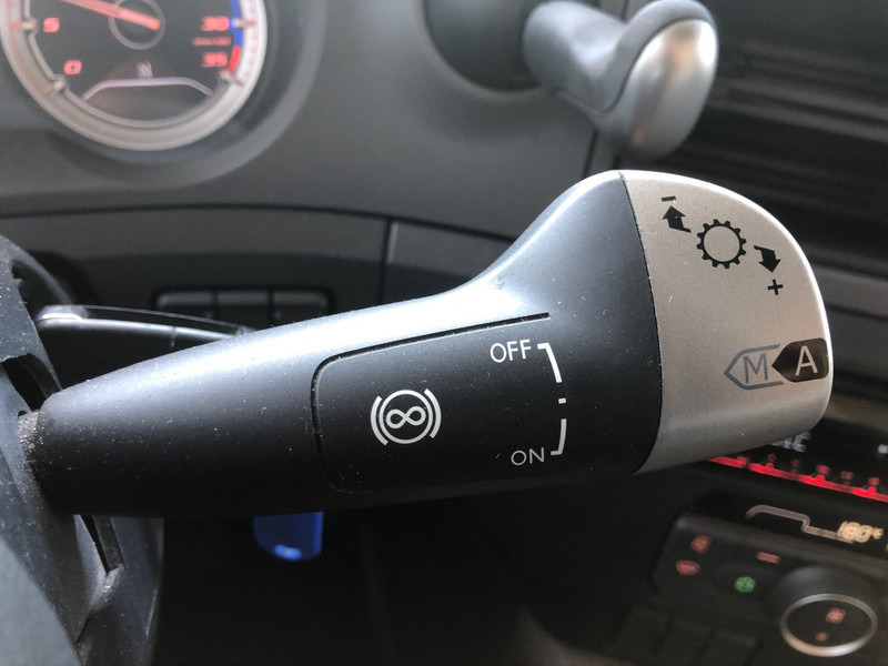 DAF CF 260 FA / Carrier Koeler / Chereau Frigo Box / Laadklep / APK TUV 09-26 - Xe tải đông lạnh: hình 5 DAF CF 260 FA / Carrier Koeler / Chereau Frigo Box / Laadklep / APK TUV 09-26 - Xe tải đông lạnh: hình 5