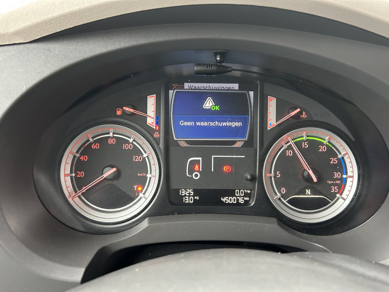 DAF LF 210 FA / 12 Ton / 450 dkm / Tacho V2 / Box / Laadklep / APK TUV 09-26 - Xe tải hộp: hình 4 DAF LF 210 FA / 12 Ton / 450 dkm / Tacho V2 / Box / Laadklep / APK TUV 09-26 - Xe tải hộp: hình 4