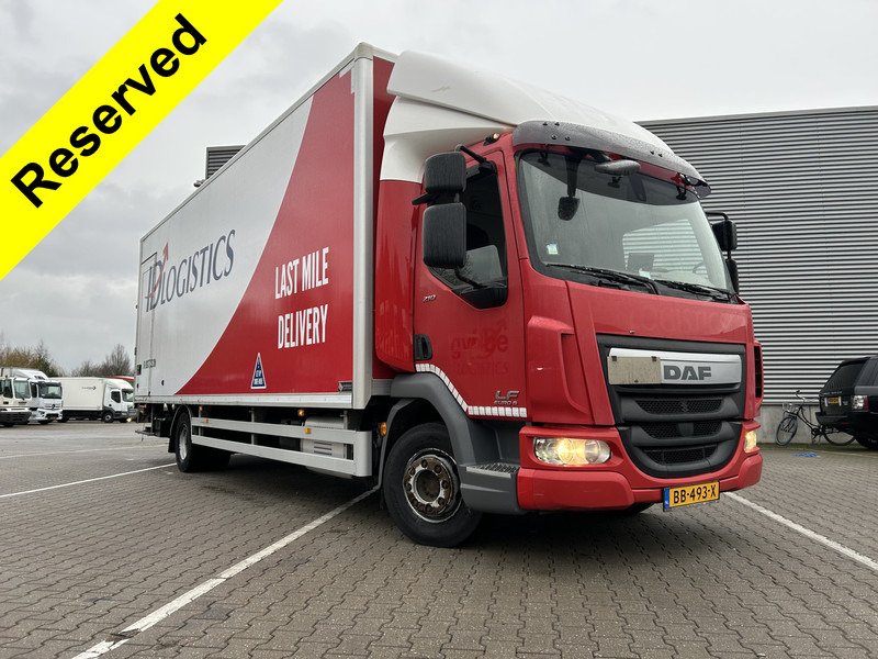 DAF LF 210 FA / 12 Ton / 450 dkm / Tacho V2 / Box / Laadklep / APK TUV 09-26 - Xe tải hộp: hình 1 DAF LF 210 FA / 12 Ton / 450 dkm / Tacho V2 / Box / Laadklep / APK TUV 09-26 - Xe tải hộp: hình 1