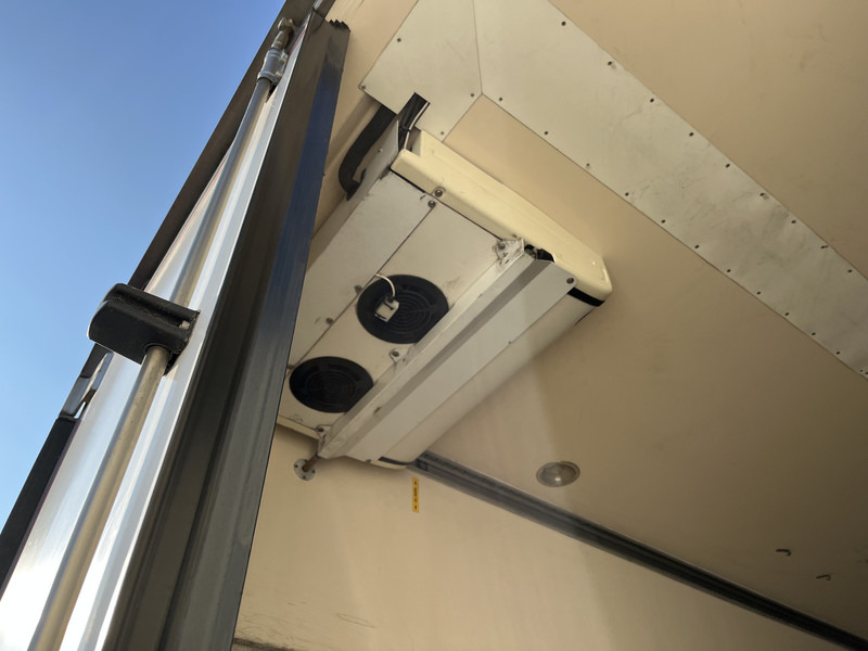 Krone Cool Liner / Carrier Vector 1850 mt / Frigo Box / Loadlift / NL Trailer - Sơ mi rơ moóc đông lạnh: hình 4 Krone Cool Liner / Carrier Vector 1850 mt / Frigo Box / Loadlift / NL Trailer - Sơ mi rơ moóc đông lạnh: hình 4