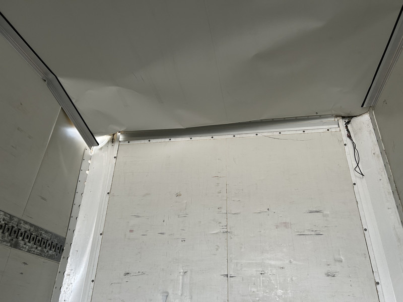 Krone DryLiner / Box / Front Damage / BPW Drum / APK TUV 12-25 - Sơ mi rơ moóc hộp kín: hình 4 Krone DryLiner / Box / Front Damage / BPW Drum / APK TUV 12-25 - Sơ mi rơ moóc hộp kín: hình 4