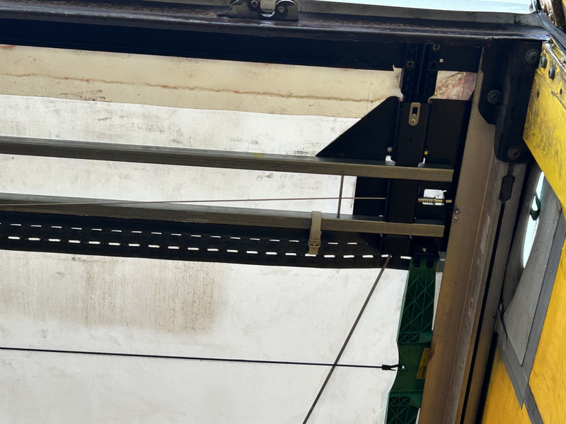 Krone Profi Liner / Schuifzeil / Kooi Aap / Stuur + Liftas / APK 05-26 - Sơ mi rơ moóc mui bạt: hình 4 Krone Profi Liner / Schuifzeil / Kooi Aap / Stuur + Liftas / APK 05-26 - Sơ mi rơ moóc mui bạt: hình 4