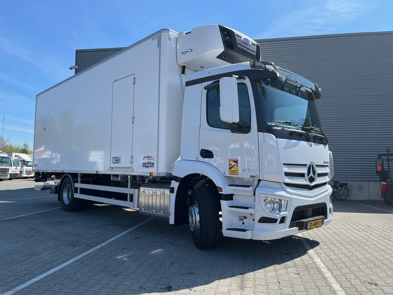 Mercedes-Benz Actros 2124 MULTITEMP / Carrier Koeler / Alleen Te Huur -> 013-7200971 - Xe tải đông lạnh: hình 1 Mercedes-Benz Actros 2124 MULTITEMP / Carrier Koeler / Alleen Te Huur -> 013-7200971 - Xe tải đông lạnh: hình 1