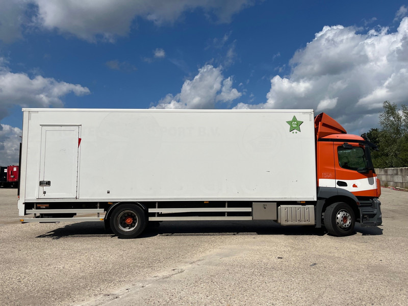 Mercedes-Benz Antos 1824 / 577 dkm / Box 8,3M / Loadlift / APK 04-26 - Xe tải hộp: hình 2 Mercedes-Benz Antos 1824 / 577 dkm / Box 8,3M / Loadlift / APK 04-26 - Xe tải hộp: hình 2