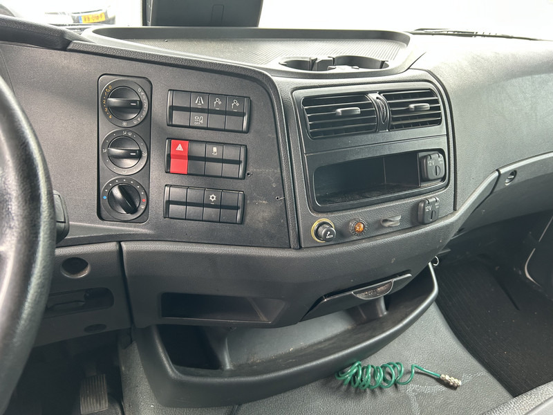 Mercedes-Benz Atego 1018 / 594 dkm / Box 6.3 mtr / Loadlift / APK TUV 04-26 - Xe tải hộp: hình 5 Mercedes-Benz Atego 1018 / 594 dkm / Box 6.3 mtr / Loadlift / APK TUV 04-26 - Xe tải hộp: hình 5