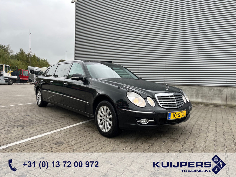 Mercedes-Benz E-Klasse / Limousine / 240 Avantgarde / 4-Matic / 8-pers / APK/TUV 09-2026 - Sedan: hình 1 Mercedes-Benz E-Klasse / Limousine / 240 Avantgarde / 4-Matic / 8-pers / APK/TUV 09-2026 - Sedan: hình 1