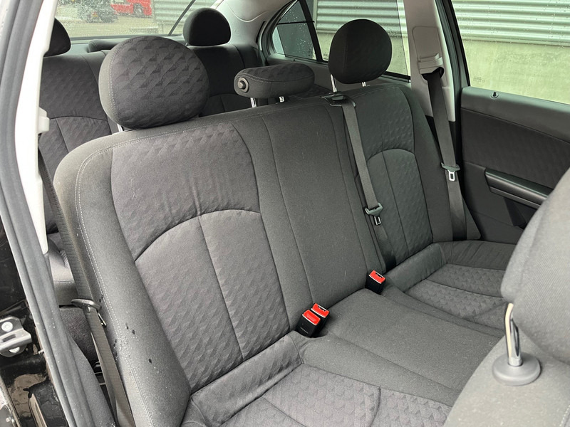 Mercedes-Benz E-Klasse / Limousine / 240 Avantgarde / 4-Matic / 8-pers / APK/TUV 09-2026 / - Sedan: hình 5 Mercedes-Benz E-Klasse / Limousine / 240 Avantgarde / 4-Matic / 8-pers / APK/TUV 09-2026 / - Sedan: hình 5