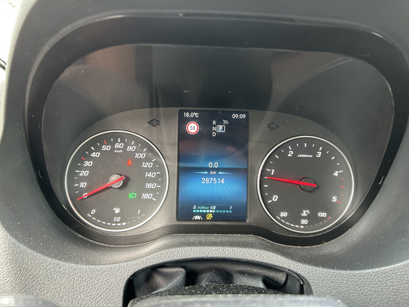 Mercedes-Benz Sprinter 515 1.9 CDI / Box Damage - Schade / Loadlift / APK TUV 04-26 - Xe tải nhỏ thùng kín: hình 5 Mercedes-Benz Sprinter 515 1.9 CDI / Box Damage - Schade / Loadlift / APK TUV 04-26 - Xe tải nhỏ thùng kín: hình 5