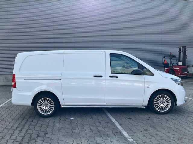 Mercedes-Benz Vito 109 CDI Lang / Airco / Cruise / Trekhaak / APK 01-26 - Xe van nhỏ gọn: hình 2 Mercedes-Benz Vito 109 CDI Lang / Airco / Cruise / Trekhaak / APK 01-26 - Xe van nhỏ gọn: hình 2