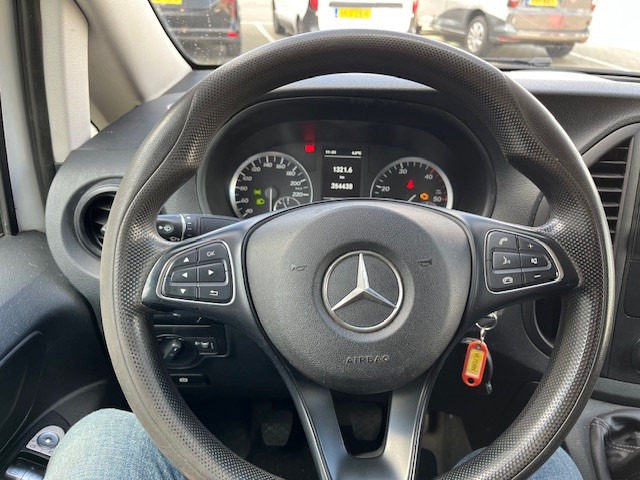 Mercedes-Benz Vito 109 CDI Lang / Airco / Cruise / Trekhaak / APK 01-26 - Xe van nhỏ gọn: hình 5 Mercedes-Benz Vito 109 CDI Lang / Airco / Cruise / Trekhaak / APK 01-26 - Xe van nhỏ gọn: hình 5
