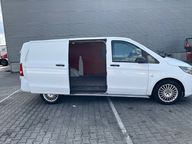 Mercedes-Benz Vito 109 CDI Lang / Airco / Cruise / Trekhaak / APK 01-26 - Xe van nhỏ gọn: hình 3 Mercedes-Benz Vito 109 CDI Lang / Airco / Cruise / Trekhaak / APK 01-26 - Xe van nhỏ gọn: hình 3