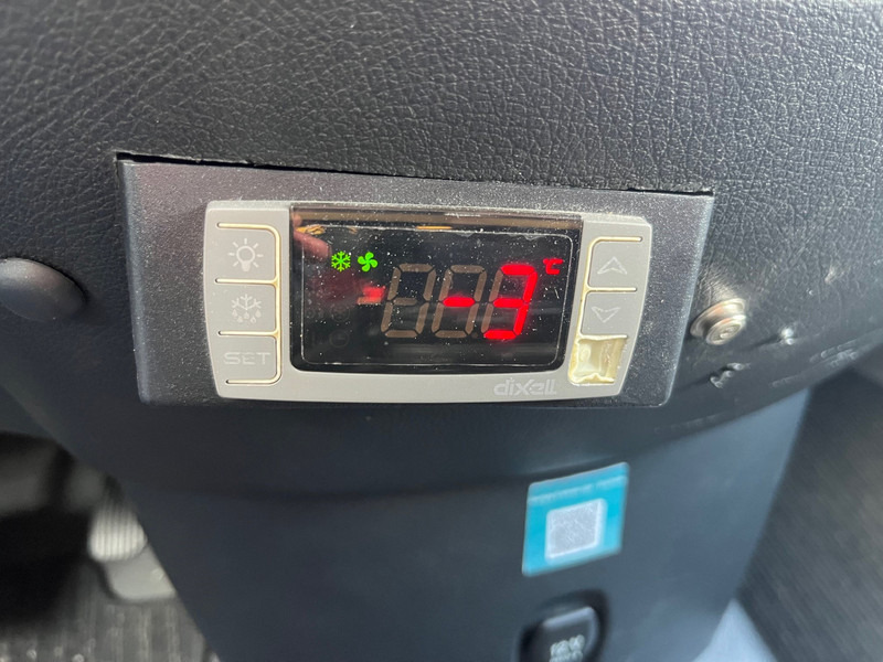 Mercedes-Benz Vito 114 CDI / L2H1 / Frigo / Gekoelde laadbak / APK-TUV 05-26 - Xe van đông lạnh: hình 5 Mercedes-Benz Vito 114 CDI / L2H1 / Frigo / Gekoelde laadbak / APK-TUV 05-26 - Xe van đông lạnh: hình 5