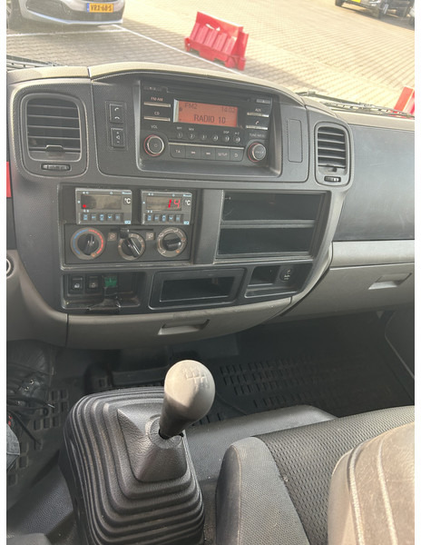 Nissan Cabstar NT400 / Duo Temp Frigo -30 gr / 146 dkm/ Blad - Blad / APK TUV 03-26 - Xe van đông lạnh: hình 5 Nissan Cabstar NT400 / Duo Temp Frigo -30 gr / 146 dkm/ Blad - Blad / APK TUV 03-26 - Xe van đông lạnh: hình 5