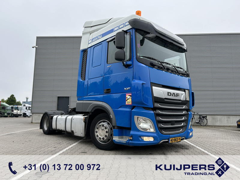 DAF XF 450 FT SC / Mega - Lowdeck / 681 dkm / 2 Tanks / Tacho V2 / Stand Airco - Xe đầu kéo: hình 1 DAF XF 450 FT SC / Mega - Lowdeck / 681 dkm / 2 Tanks / Tacho V2 / Stand Airco - Xe đầu kéo: hình 1