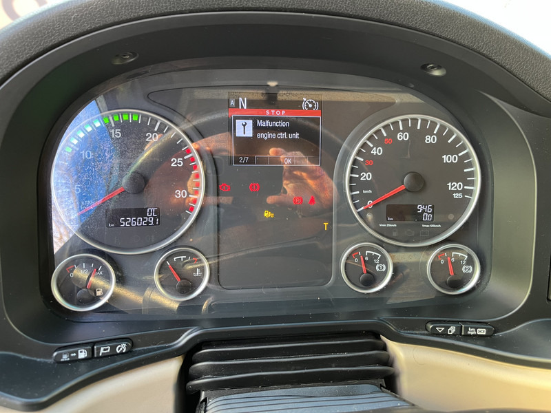 MAN TGX 18.460 XXL / Motor Defect -> Not Running / Retarder / 526 dkm / 2 Tanks - Xe đầu kéo: hình 4 MAN TGX 18.460 XXL / Motor Defect -> Not Running / Retarder / 526 dkm / 2 Tanks - Xe đầu kéo: hình 4