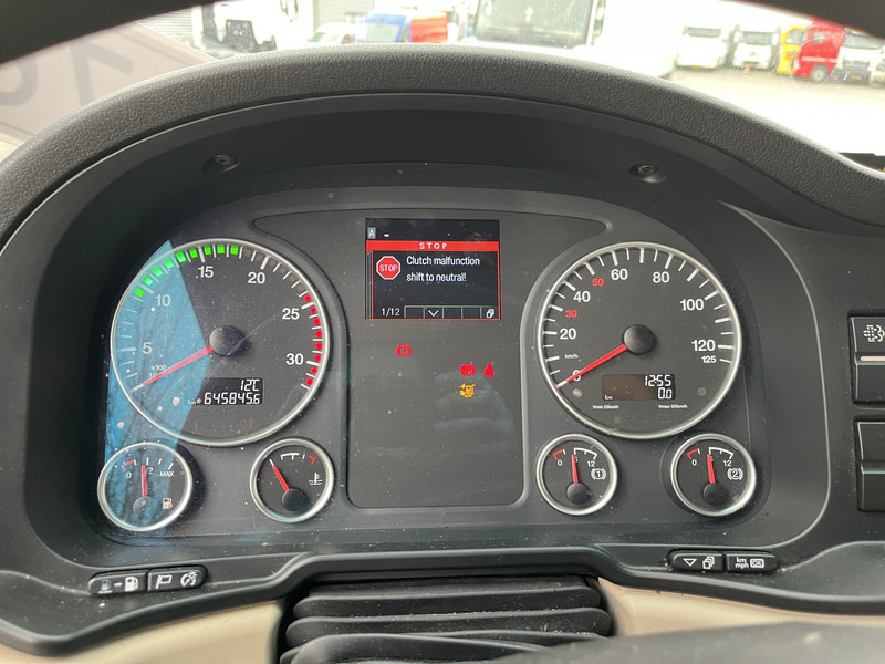 MAN TGX 18.460 XXL / Motor Defect -> Not Running / Retarder / 645 dkm / 2 Tanks - Xe đầu kéo: hình 4 MAN TGX 18.460 XXL / Motor Defect -> Not Running / Retarder / 645 dkm / 2 Tanks - Xe đầu kéo: hình 4