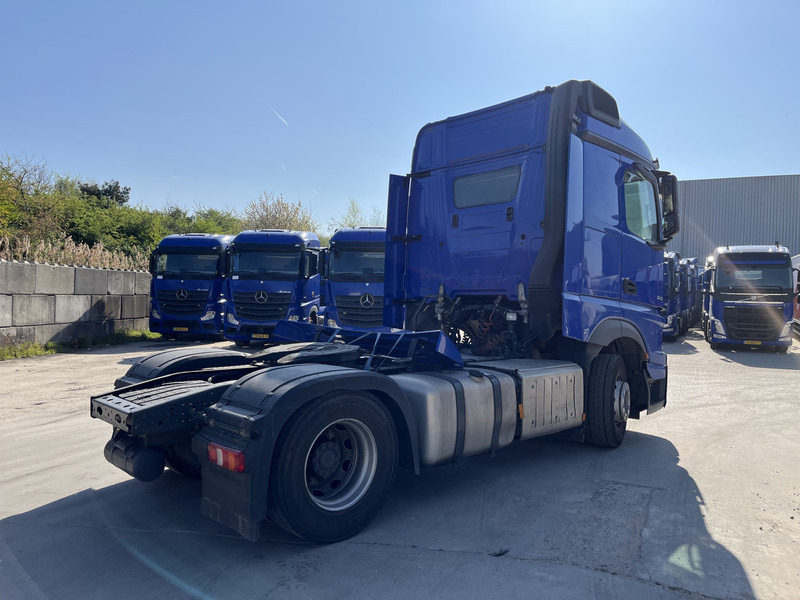 Mercedes-Benz Actros 1842 Streamspace / 945 dkm / 2 Tanks / NL Truck - Xe đầu kéo: hình 2 Mercedes-Benz Actros 1842 Streamspace / 945 dkm / 2 Tanks / NL Truck - Xe đầu kéo: hình 2