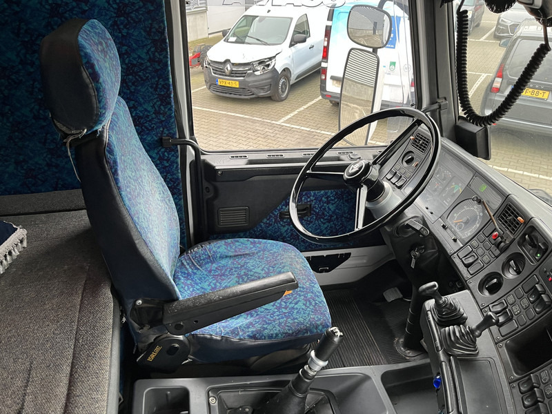 Scania R 143H V8 500 Streamline / V8 Sound / Retarder / Old Skool Classic - Xe đầu kéo: hình 3 Scania R 143H V8 500 Streamline / V8 Sound / Retarder / Old Skool Classic - Xe đầu kéo: hình 3