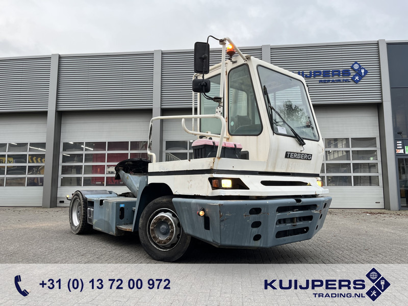 Terberg YT 182 / Cummins - Allison / Hefschotel / 2007 - Xe đầu kéo: hình 1 Terberg YT 182 / Cummins - Allison / Hefschotel / 2007 - Xe đầu kéo: hình 1