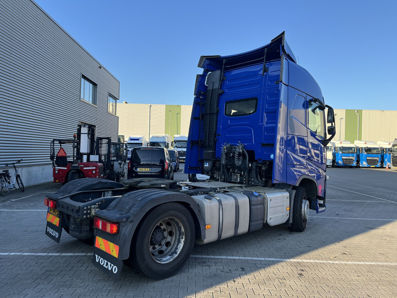 Volvo FH 420 Globetrotter / 790 dkm / 2 Tanks / VEB+ / NL Truck - Xe đầu kéo: hình 2 Volvo FH 420 Globetrotter / 790 dkm / 2 Tanks / VEB+ / NL Truck - Xe đầu kéo: hình 2