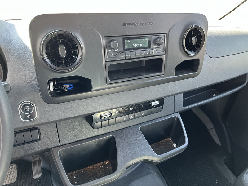 Mercedes-Benz Sprinter 315 1.9 CDI / Chassis - Cabine / Box Damage / APK TUV 07-26 - Xe tải nhỏ: hình 4 Mercedes-Benz Sprinter 315 1.9 CDI / Chassis - Cabine / Box Damage / APK TUV 07-26 - Xe tải nhỏ: hình 4