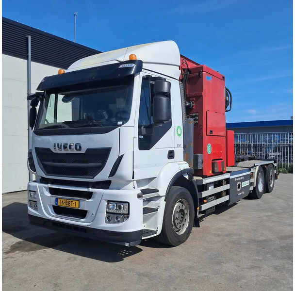 Iveco AD260SY/PS CNG - Xe tải chở rác: hình 1 Iveco AD260SY/PS CNG - Xe tải chở rác: hình 1