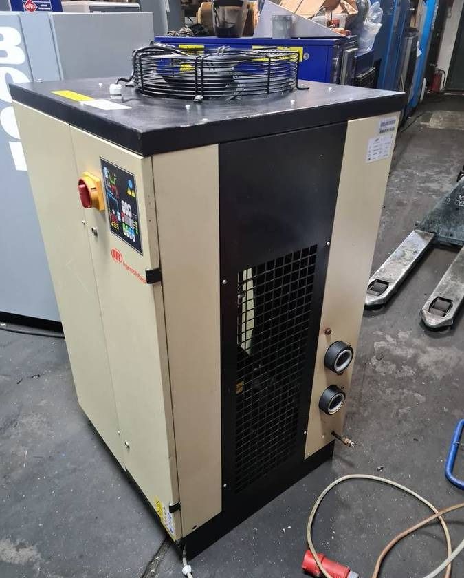 Osuszacz ziębniczy INGERSOLL RAND 13m3 - Máy thực phẩm: hình 4 Osuszacz ziębniczy INGERSOLL RAND 13m3 - Máy thực phẩm: hình 4