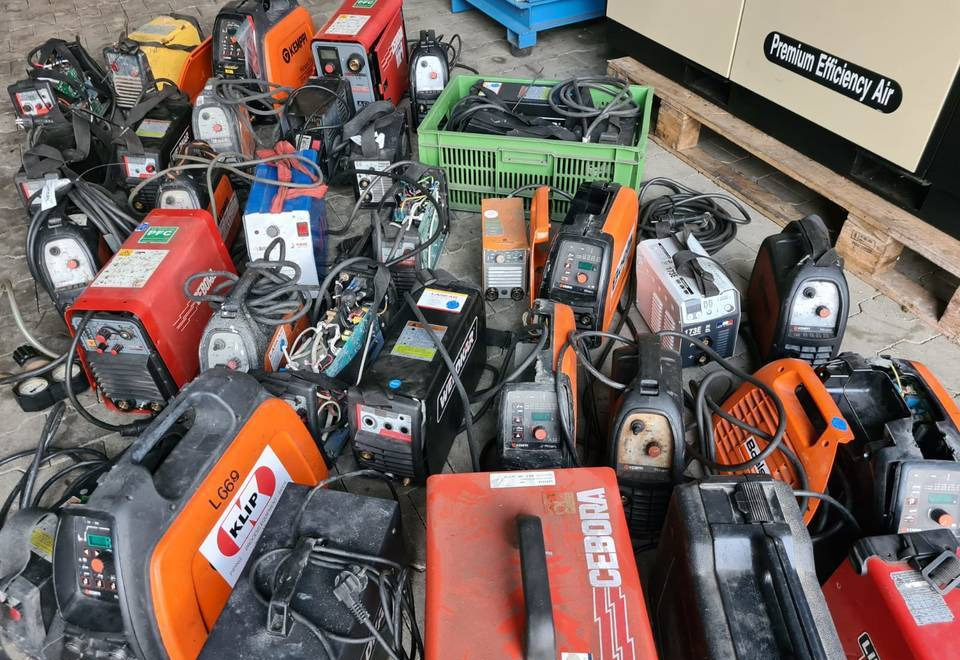 Spawarki invertorowe, używane, uszkodzone - Thiết bị hàn: hình 1 Spawarki invertorowe, używane, uszkodzone - Thiết bị hàn: hình 1