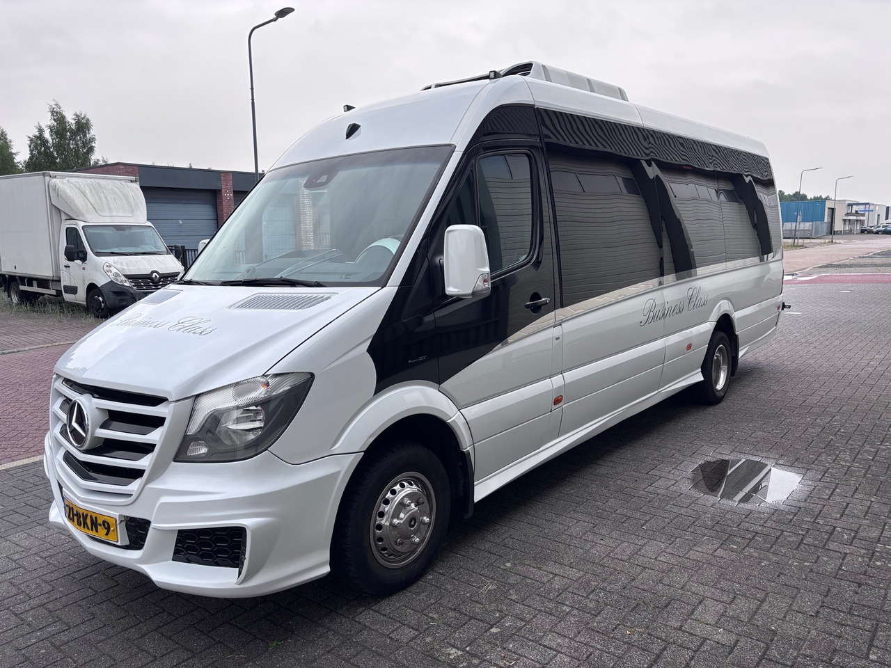 Mercedes Sprinter 519 CDI BUSCONCEPT VIP - Xe bus mini, Xe van chở khách: hình 3 Mercedes Sprinter 519 CDI BUSCONCEPT VIP - Xe bus mini, Xe van chở khách: hình 3