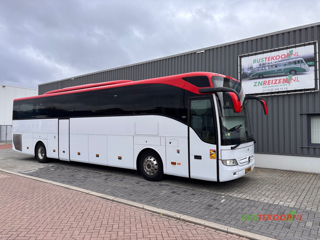 Mercedes TOURISMO RHD-M/2A - Xe đò: hình 1 Mercedes TOURISMO RHD-M/2A - Xe đò: hình 1