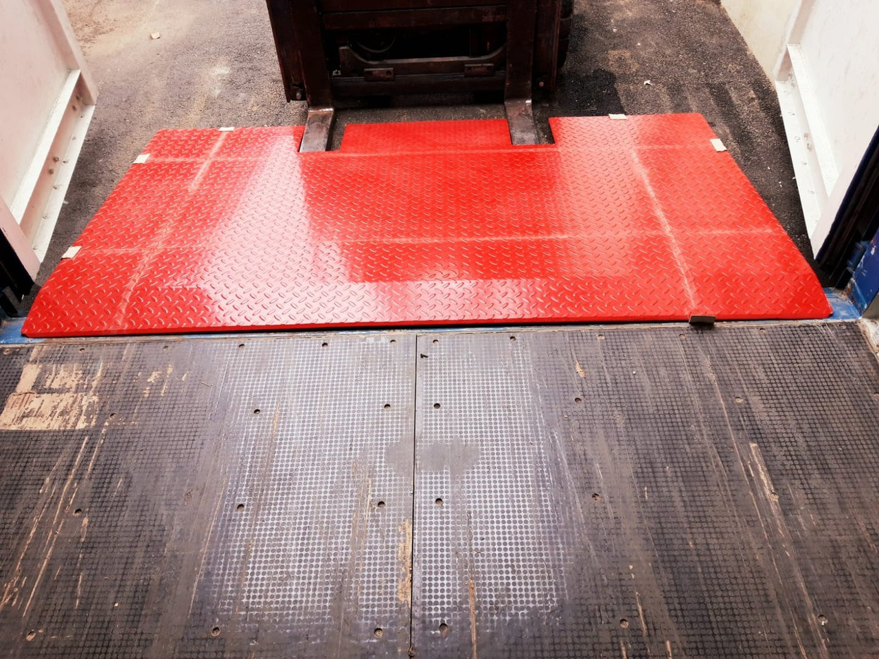 Đường dốc di động mới Compact Container access ramp . AZ RAMP - HCRN-06. 6 000 Kg: hình 6 Đường dốc di động mới Compact Container access ramp . AZ RAMP - HCRN-06. 6 000 Kg: hình 6