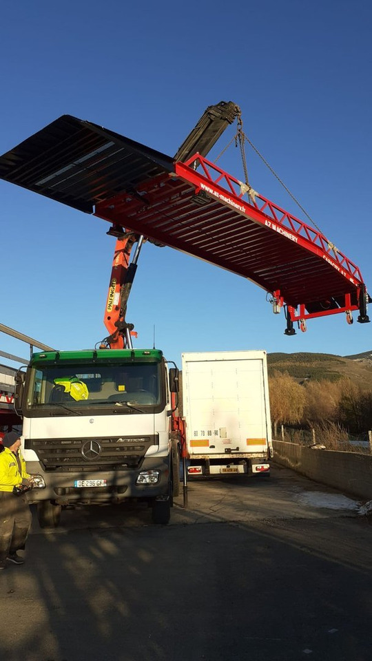Đường dốc di động mới **RENTAL** Loading Ramp with with hydraulic tilting bridge -  AZ RAMP - STAR- 8T. 8 ton capacity: hình 11