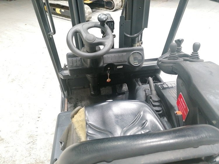 Xe nâng Used Forklift FENWICK LINDE E14-02: hình 8