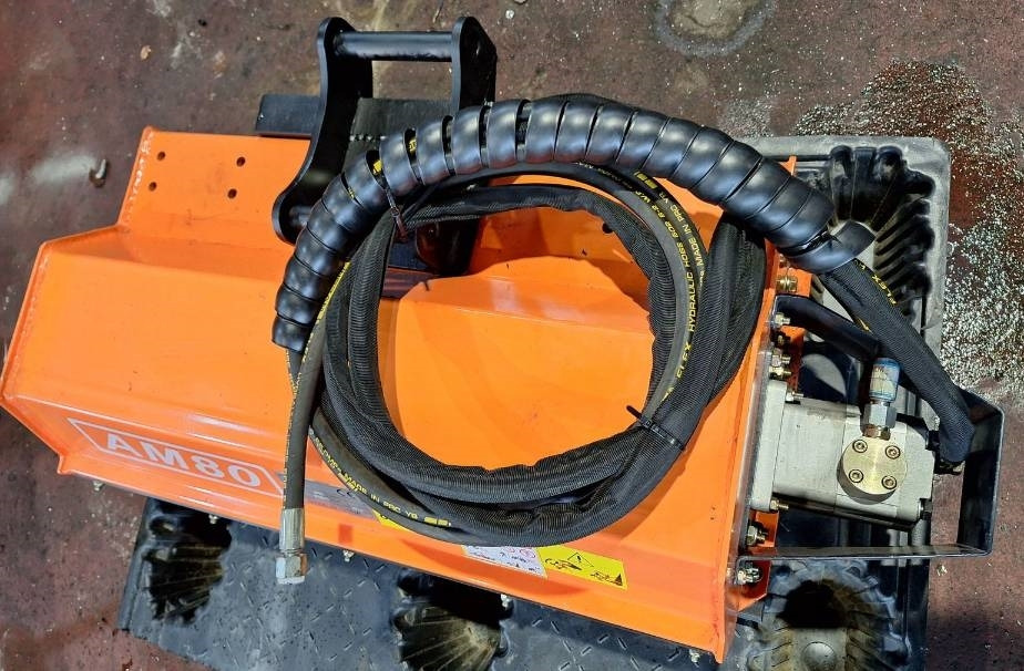 AM80 Piennarmurskain - Dàn băm cỏ cần cẩu: hình 4 AM80 Piennarmurskain - Dàn băm cỏ cần cẩu: hình 4