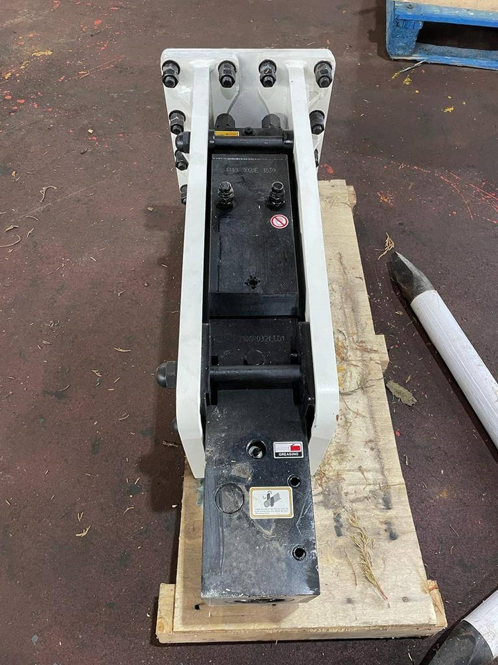 Essential EB30 - Búa thủy lực cho Máy móc xây dựng: hình 5 Essential EB30 - Búa thủy lực cho Máy móc xây dựng: hình 5