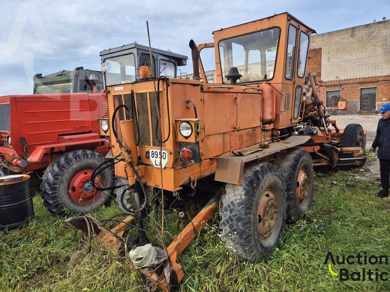 BGP-180 - Máy san: hình 4 BGP-180 - Máy san: hình 4