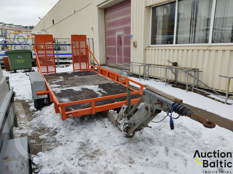 Bazaltas 3 - Rơ moóc thùng lửng/ Phẳng: hình 2 Bazaltas 3 - Rơ moóc thùng lửng/ Phẳng: hình 2