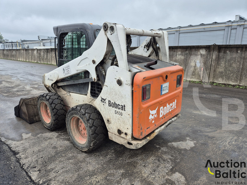 Bobcat S 530 - Máy xúc lật đa năng: hình 5 Bobcat S 530 - Máy xúc lật đa năng: hình 5