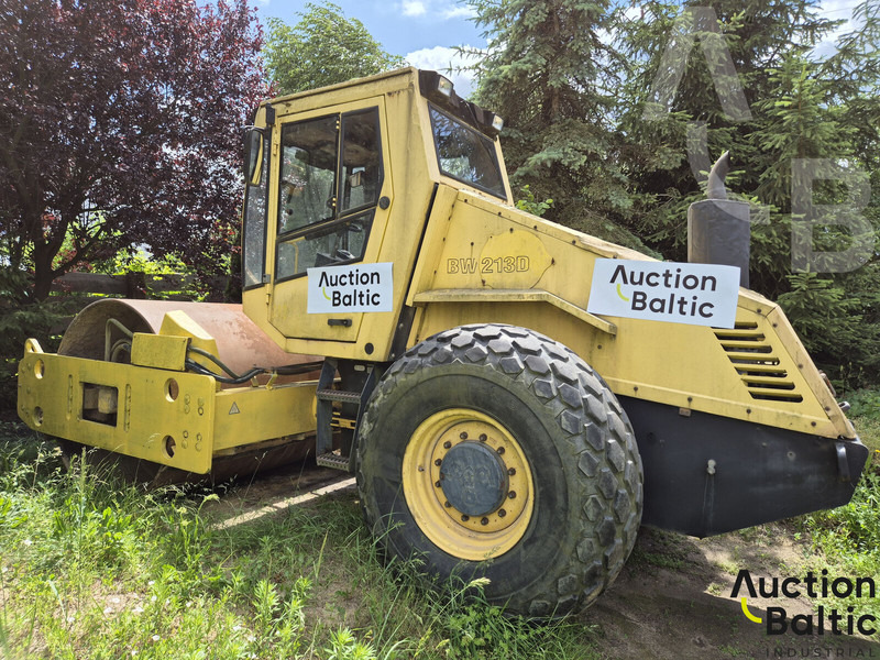 Bomag BW 211 D - Máy lăn: hình 1 Bomag BW 211 D - Máy lăn: hình 1