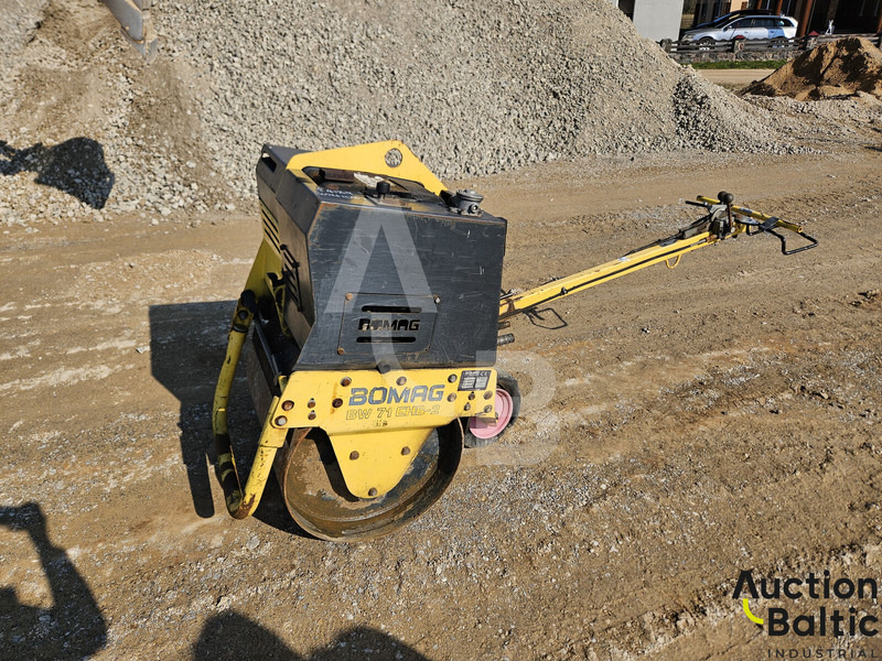 Bomag BW 71EHB-2 - Máy lăn: hình 1 Bomag BW 71EHB-2 - Máy lăn: hình 1