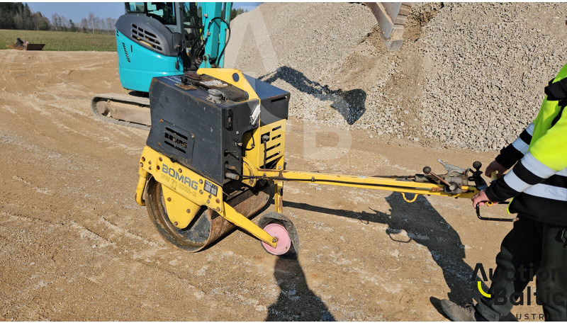 Máy lăn Bomag BW 71EHB-2: hình 11