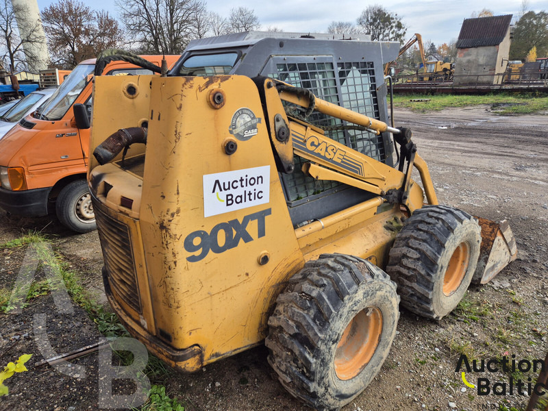 Case 90 XT - Máy xúc lật đa năng: hình 3 Case 90 XT - Máy xúc lật đa năng: hình 3