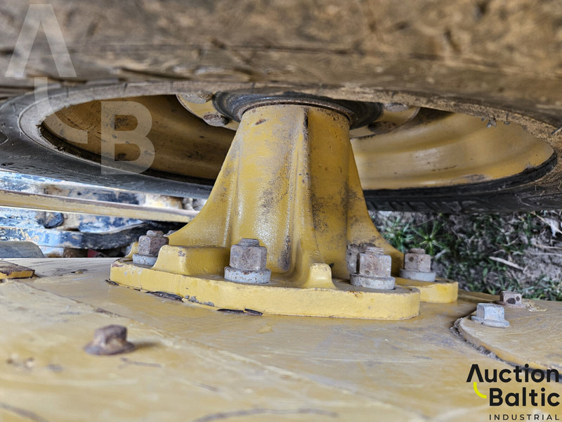 Máy xúc lật đa năng Caterpillar 242 D 3: hình 17