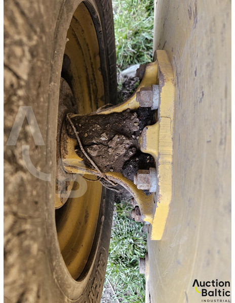 Máy xúc lật đa năng Caterpillar 242 D 3: hình 16