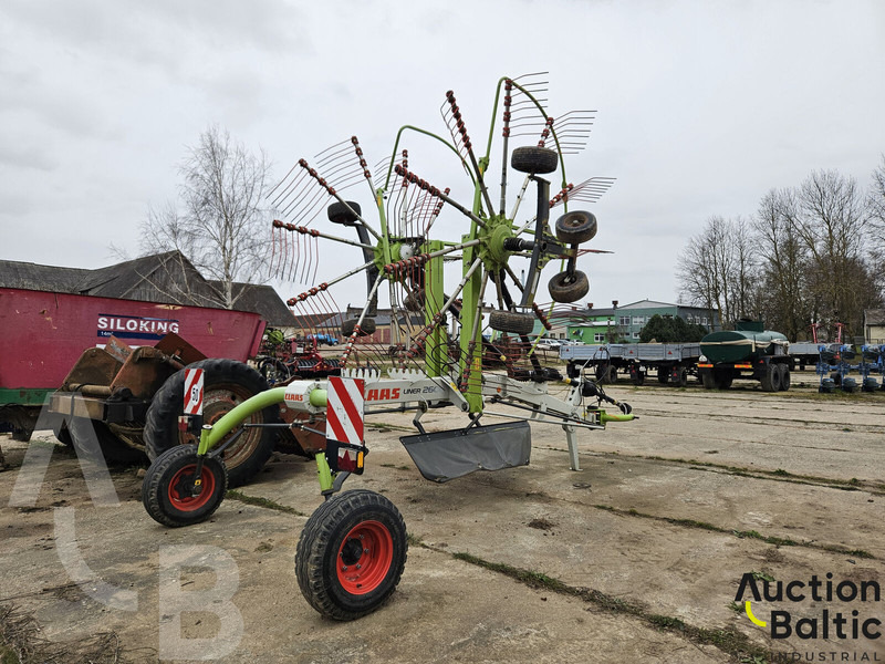 Claas Liner 2600 - Dàn trải/ Cào: hình 3 Claas Liner 2600 - Dàn trải/ Cào: hình 3